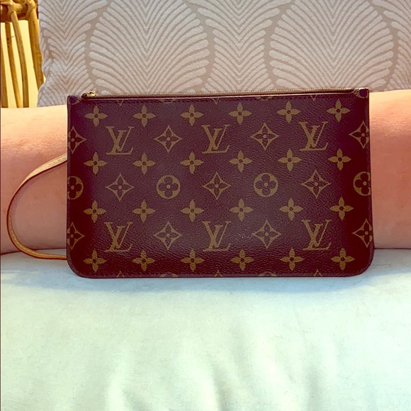 Louis Vuitton Neverfull pouch - Picture 1 of 8